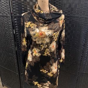 Multicolor cowlneck tunic